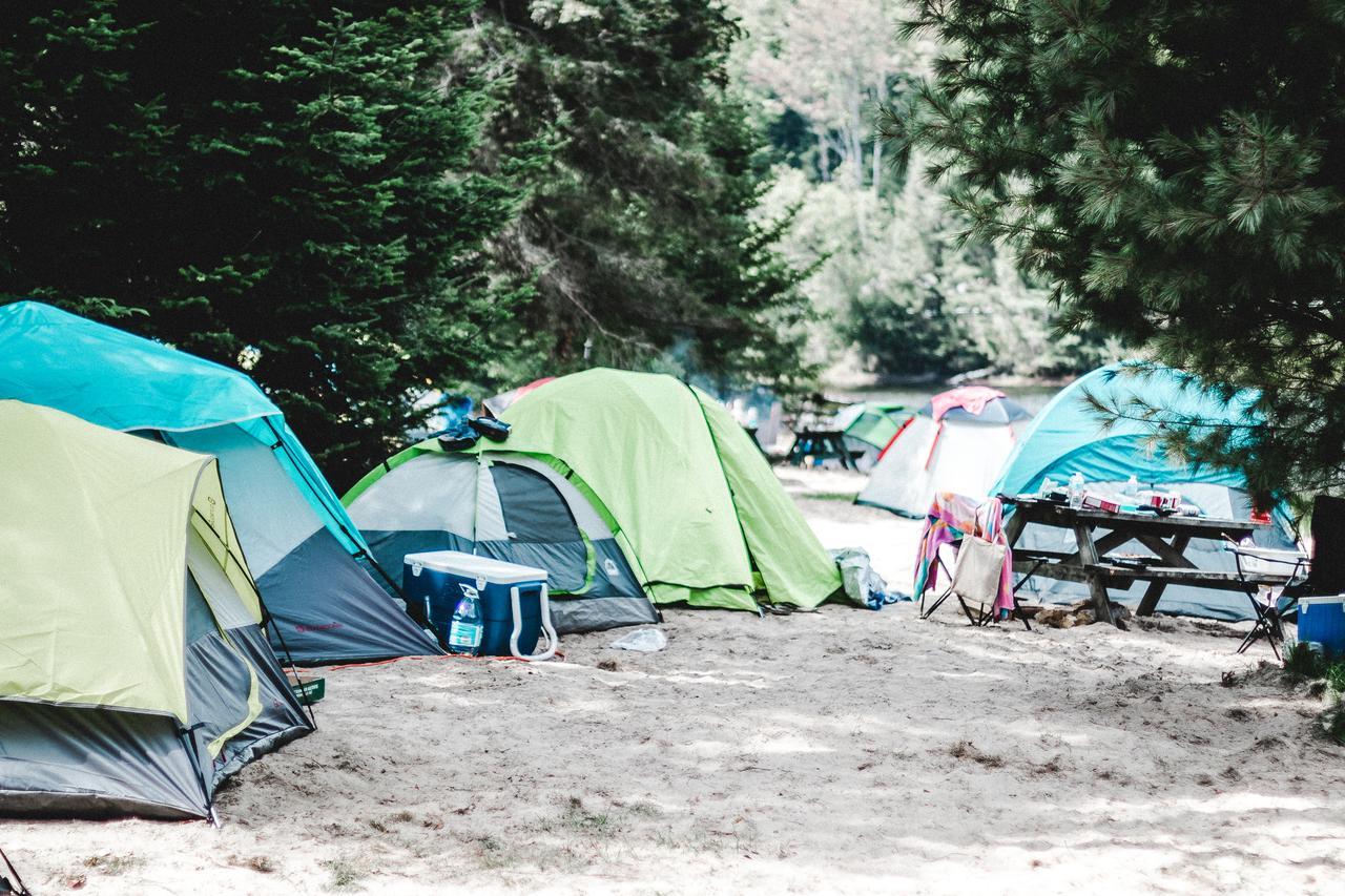 ברייסברידג' High Falls Bay Cottages, Camping & Waterpark מראה חיצוני תמונה